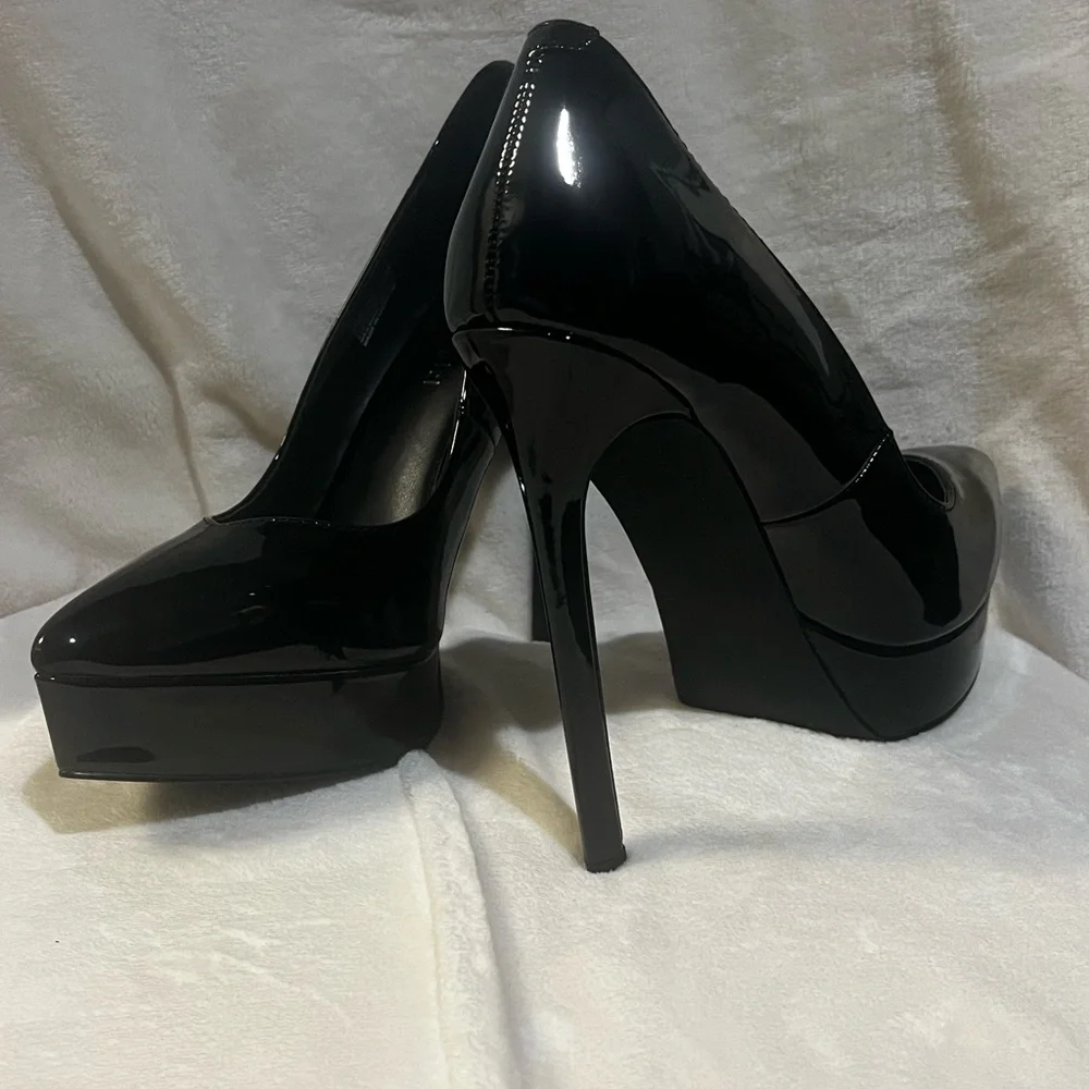 Madden Girl Black Patent Platform Pumps